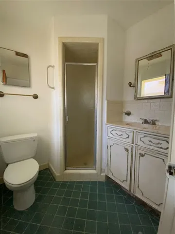 $1,900 | 405 Azalea Drive, Baytown, TX 77520