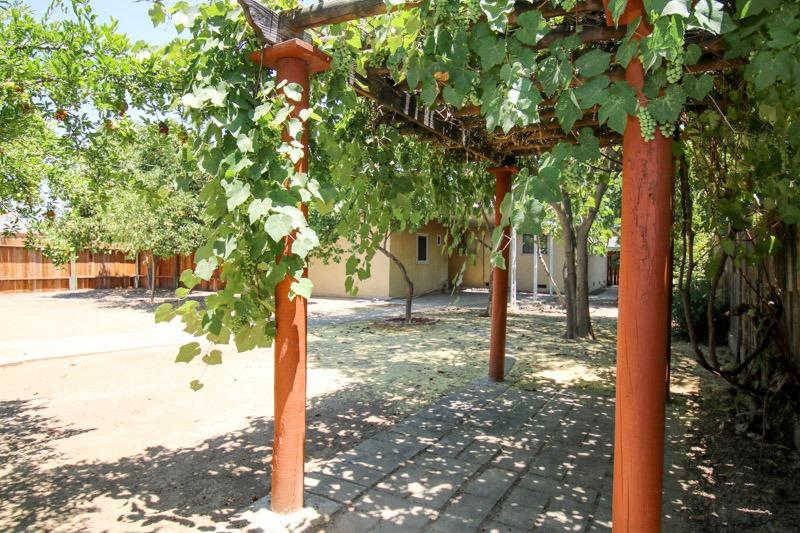 1111 South Klein Avenue Reedley, CA 93654 - Photo 36 of 44