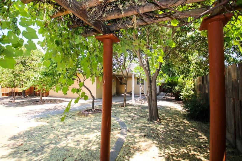 1111 South Klein Avenue Reedley, CA 93654 - Photo 40 of 44