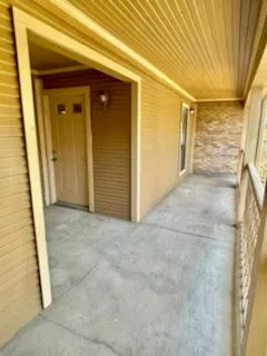 $150,000 | 1311 Antoine Drive, Unit 208, Houston, TX 77055