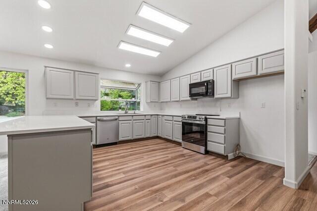 3618 Hemlock Way Reno, NV 89509 - Photo 9 of 33 katie10