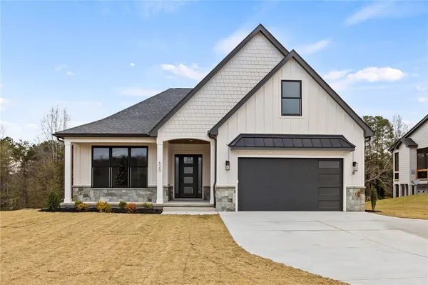 $745,500 | 520 Rosedale Way, Seneca, SC 29672