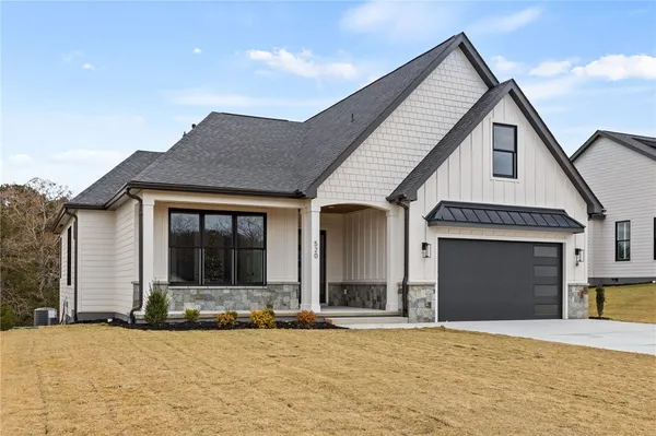 $745,500 | 520 Rosedale Way, Seneca, SC 29672