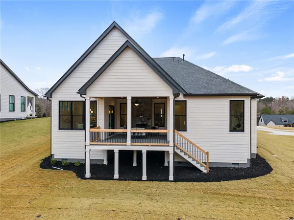 $745,500 | 520 Rosedale Way, Seneca, SC 29672