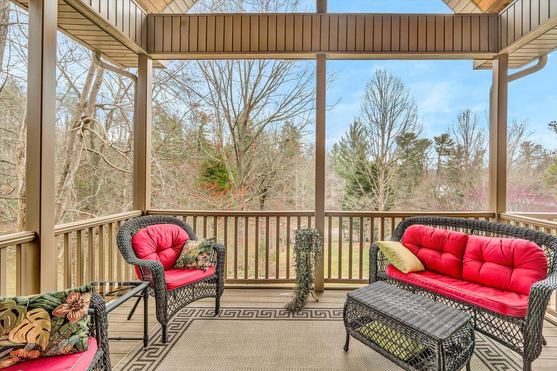 2340 Navigation Point Goodview, VA 24095 - Photo 16 of 49 25-2340 Navigation Pt 033