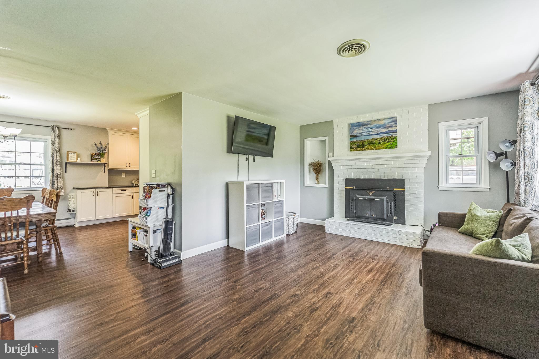 5233 Braddock Road Woodbine, MD 21797 - Photo 7 of 42 Gallery Image 7