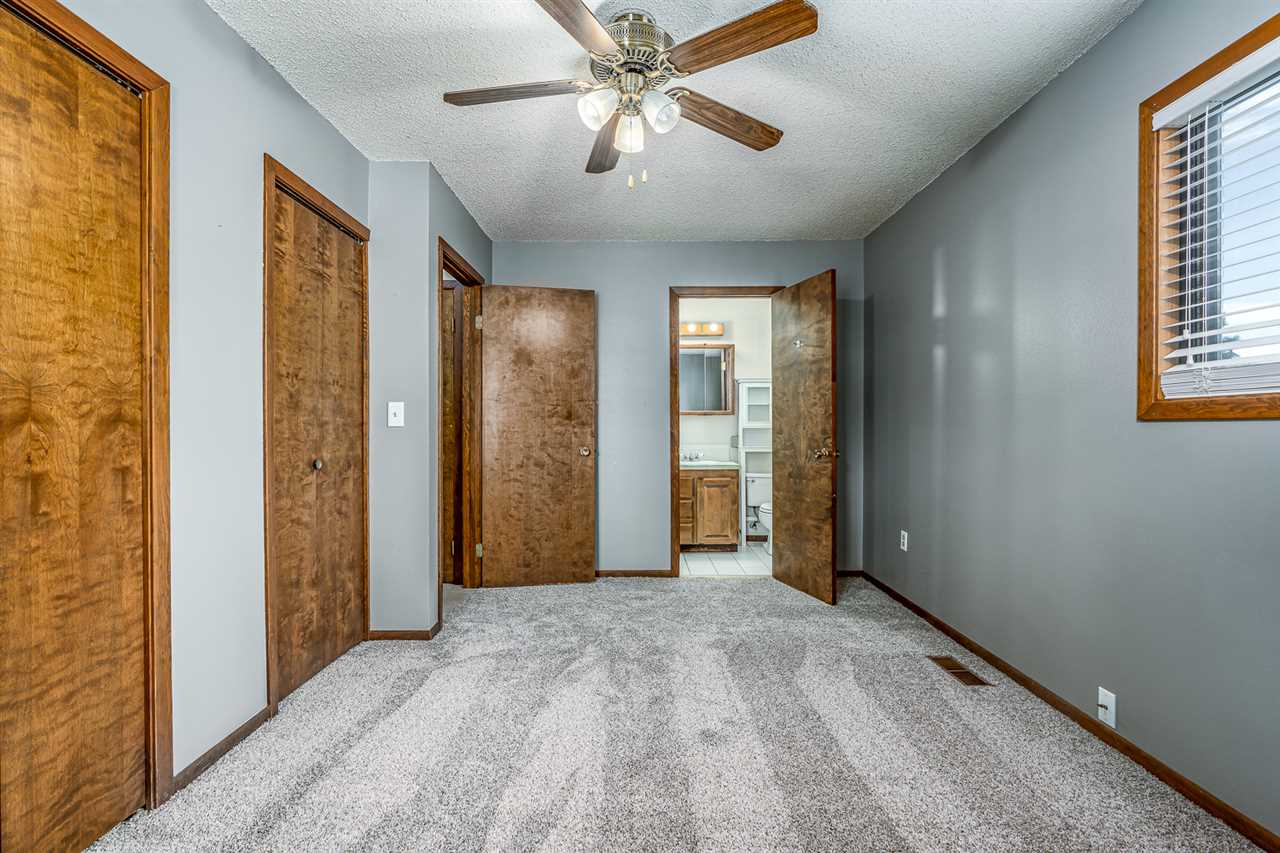 2211 North Houk Road Spokane Valley, WA 99216 - Photo 13 of 20