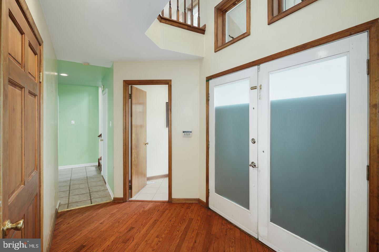 721 Spring Lane Philadelphia, PA 19128 - Photo 12 of 48 Gallery Image 12