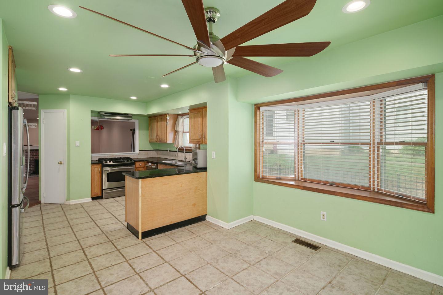721 Spring Lane Philadelphia, PA 19128 - Photo 18 of 48 Gallery Image 18