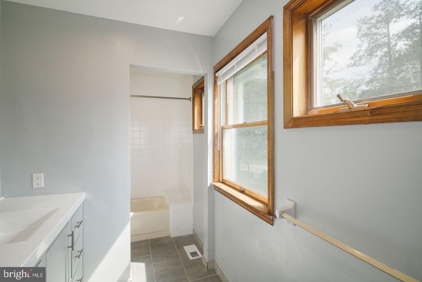 721 Spring Lane Philadelphia, PA 19128 - Photo 27 of 48 Gallery Image 27