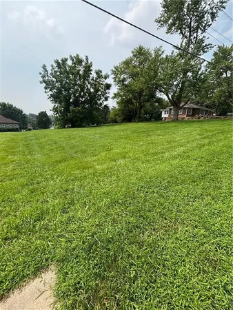 $39,500 | 4216 Gene Field Road, St. Joseph, MO 64506