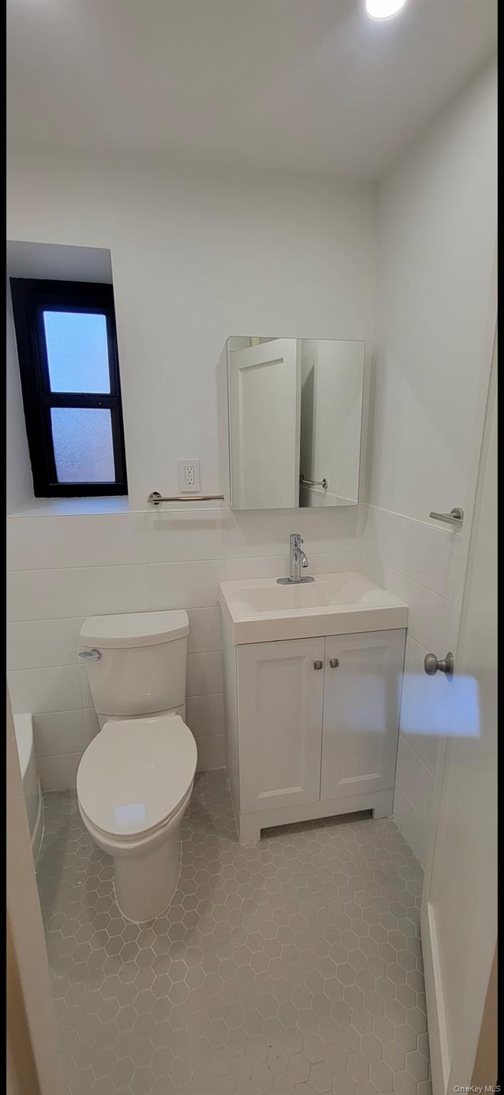 102-25 67th Road, Unit 5A Queens, NY 11375 - Photo 12 of 13