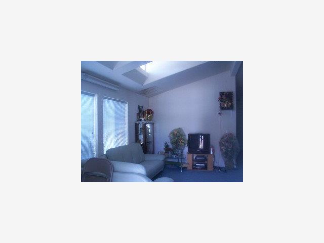 411 Lewis Road, Unit 276 San Jose, CA 95111 - Photo 2 of 9 a living room with furniture