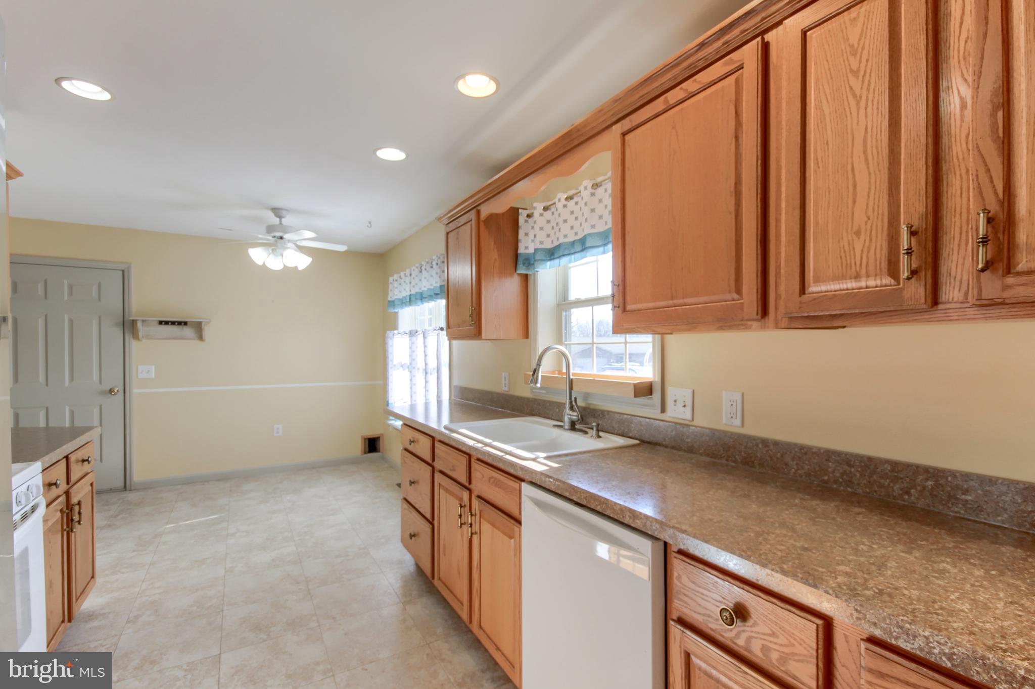 35 Ridge Avenue Carlisle, PA 17013 - Photo 14 of 32 Kitchen Main Floor