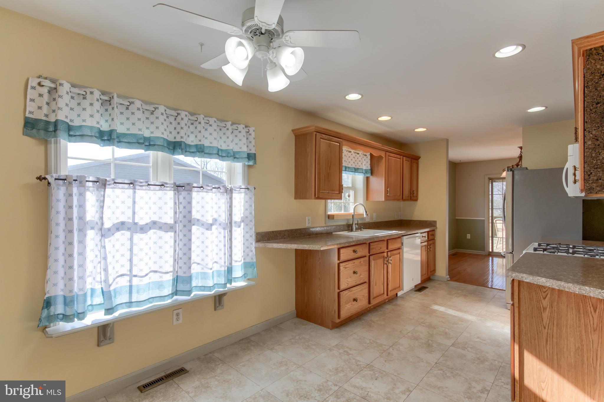 35 Ridge Avenue Carlisle, PA 17013 - Photo 16 of 32 Main Floor