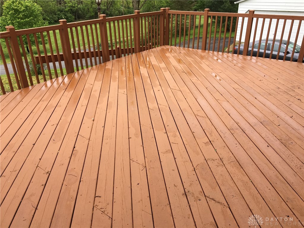 7310 Meeker Road Dayton, OH 45414 - Photo 24 of 35 Nice deck.