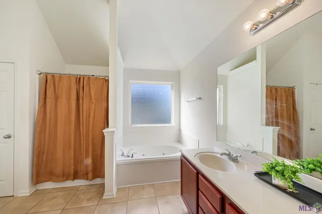 $335,000 | 14462 Caribbean Drive, Gonzales, LA 70737