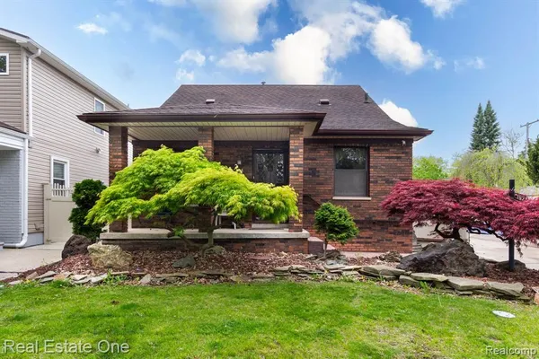 $264,900 | 1977 Markese Avenue, Lincoln Park, MI 48146