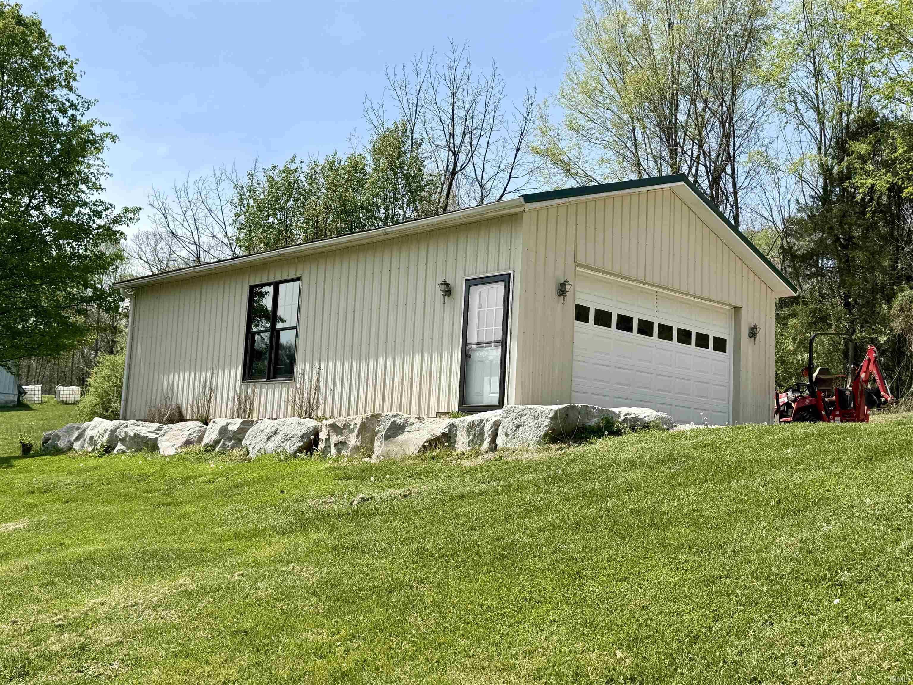 6149 Ponderosa Road Northeast Lanesville, IN 47136 - Photo 10 of 36