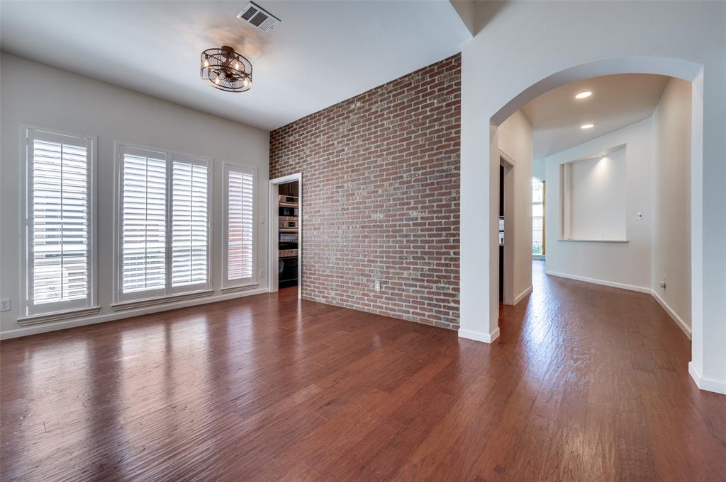 3772 Waterside Court Addison, TX 75001 - Photo 7 of 22