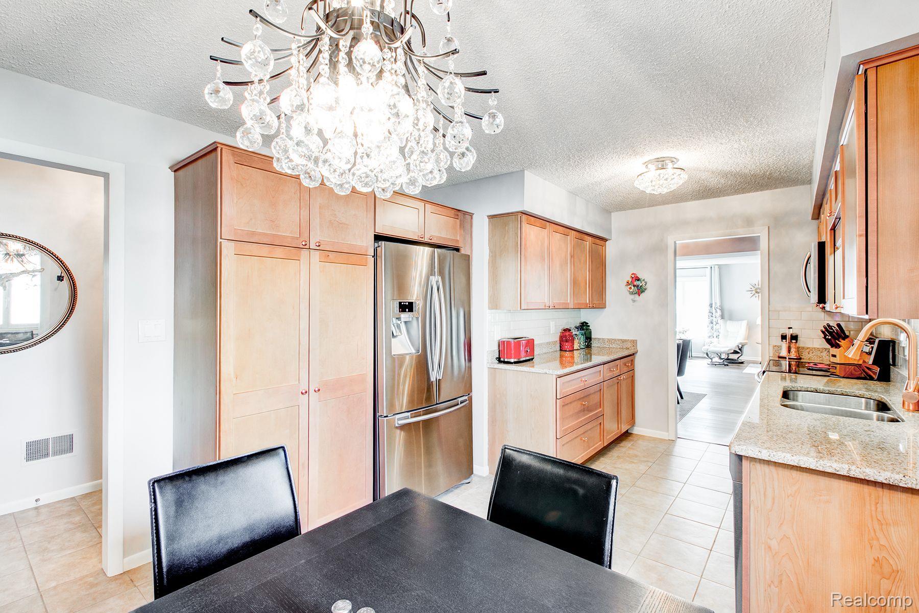4510 Lakeshore Road, Unit 5 Fort Gratiot, MI 48059 - Photo 13 of 31 Gallery Image 13