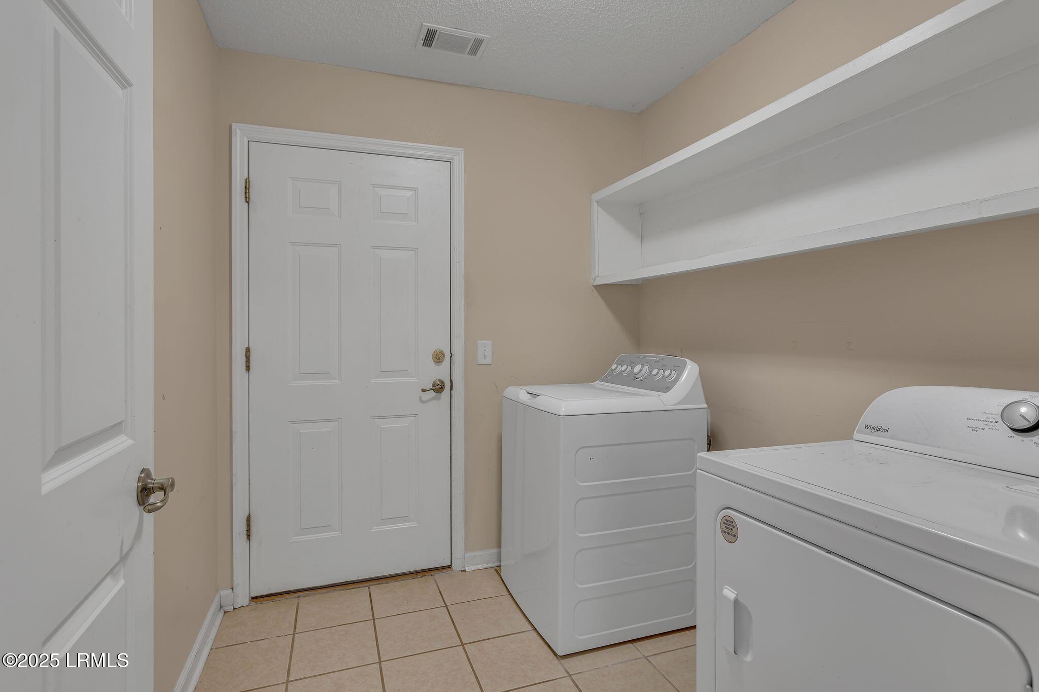 695 Sams Point Road Beaufort, SC 29907 - Photo 17 of 22 dp2505292-1021