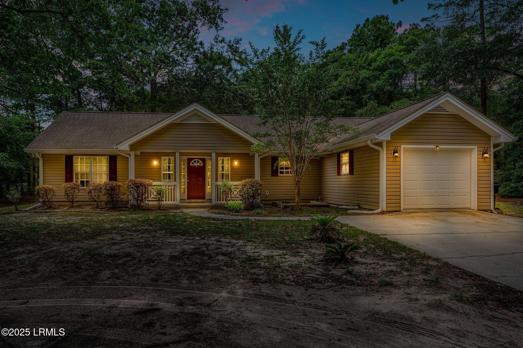 695 Sams Point Road Beaufort, SC 29907 - Photo 2 of 22 dp2505292-1000