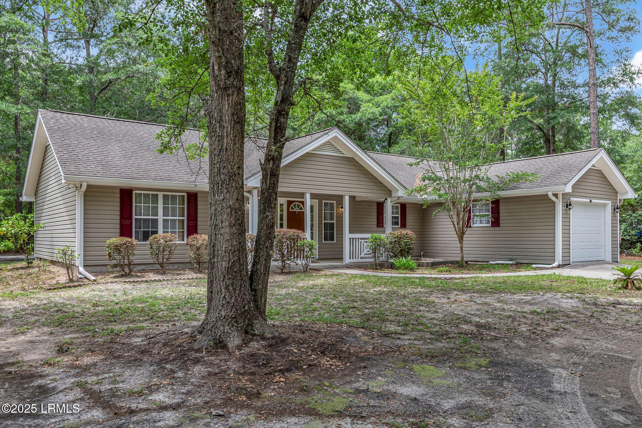 695 Sams Point Road Beaufort, SC 29907 - Photo 3 of 22 dp2505292-1003