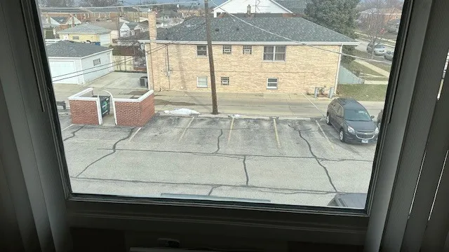 $1,400 | 2111 Division Street, Melrose Park, IL 60160