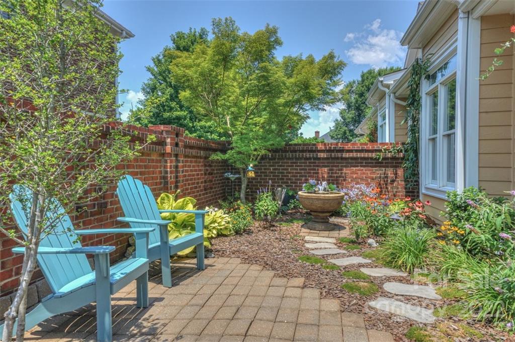 20025 North Cove Road Cornelius, NC 28031 - Photo 41 of 45 a view of a chair and tables in the patio