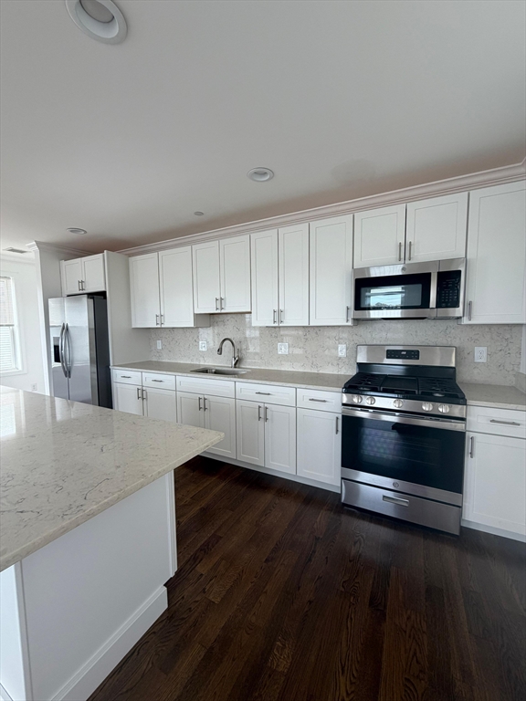 375 Crescent Avenue, Unit 3 Chelsea, MA 02150 - Photo 4 of 14