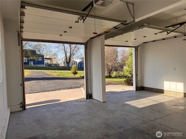 $450,000 | 315 North Spangle Avenue, Spangle, WA 99031