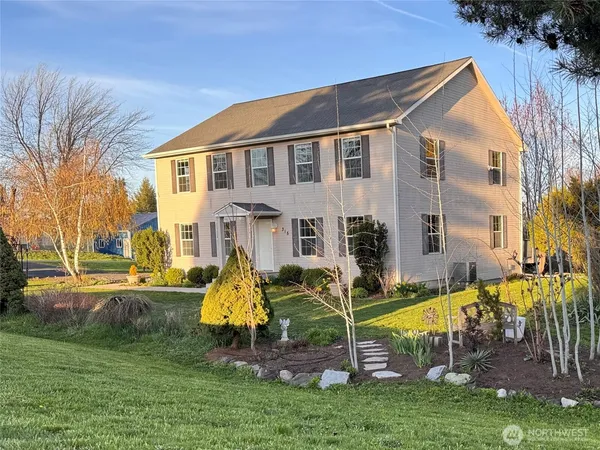 $450,000 | 315 North Spangle Avenue, Spangle, WA 99031