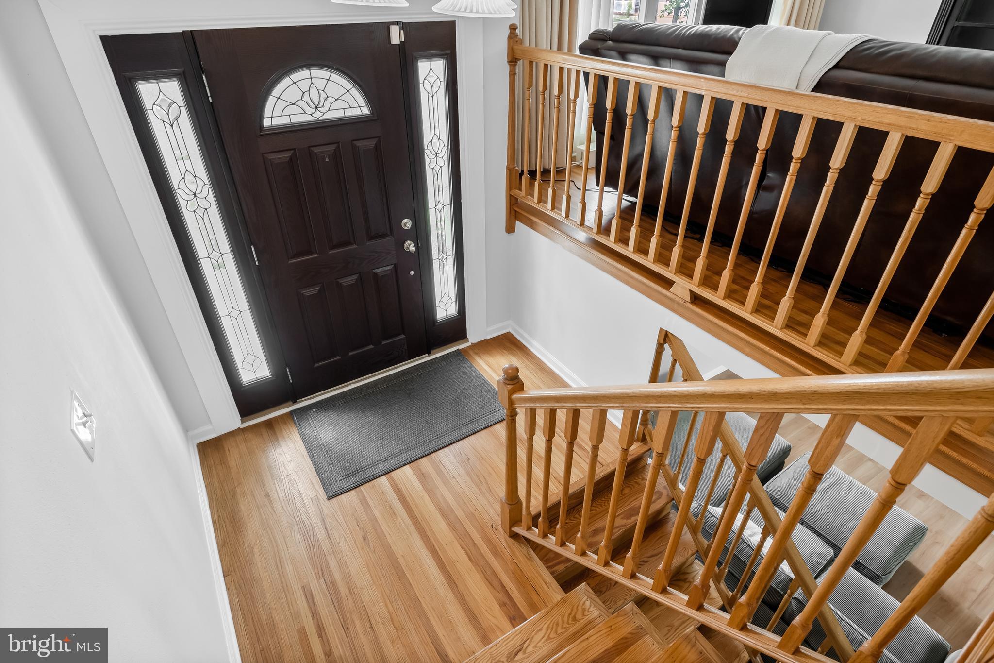 26 Hunter Drive Delran, NJ 08075 - Photo 3 of 36 Foyer
