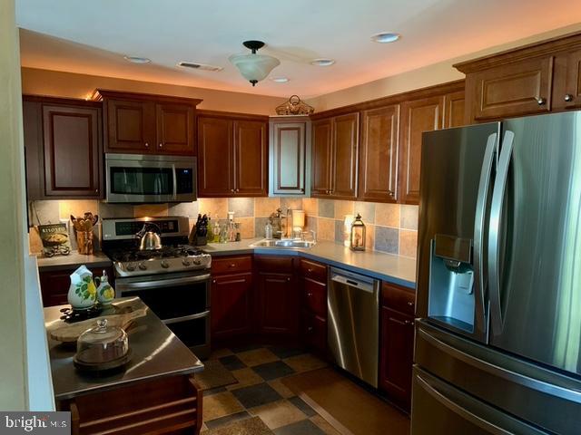 1630 Welsh Road, Unit 60G Philadelphia, PA 19115 - Photo 10 of 54