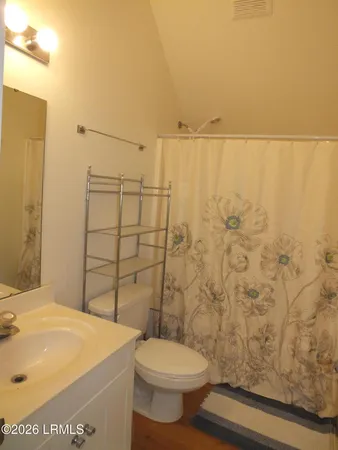 $1,760 | 710 Boundary Street, Unit 2D, Beaufort, SC 29902