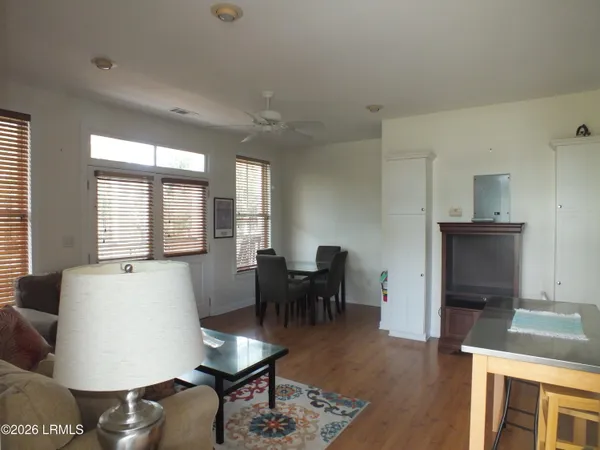 $1,760 | 710 Boundary Street, Unit 2D, Beaufort, SC 29902