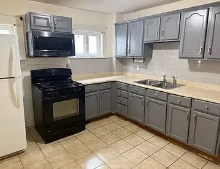 $2,200 | 260 Phillips Avenue, New Bedford, MA 02746