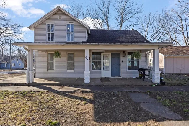 $95,000 | 224 South Lowman Street, Fort Scott, KS 66701