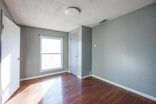 $95,000 | 224 South Lowman Street, Fort Scott, KS 66701