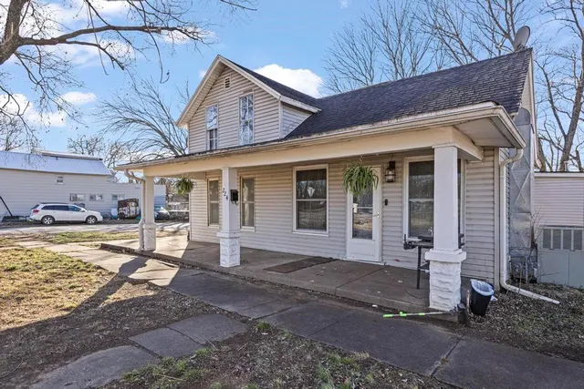 $95,000 | 224 South Lowman Street, Fort Scott, KS 66701