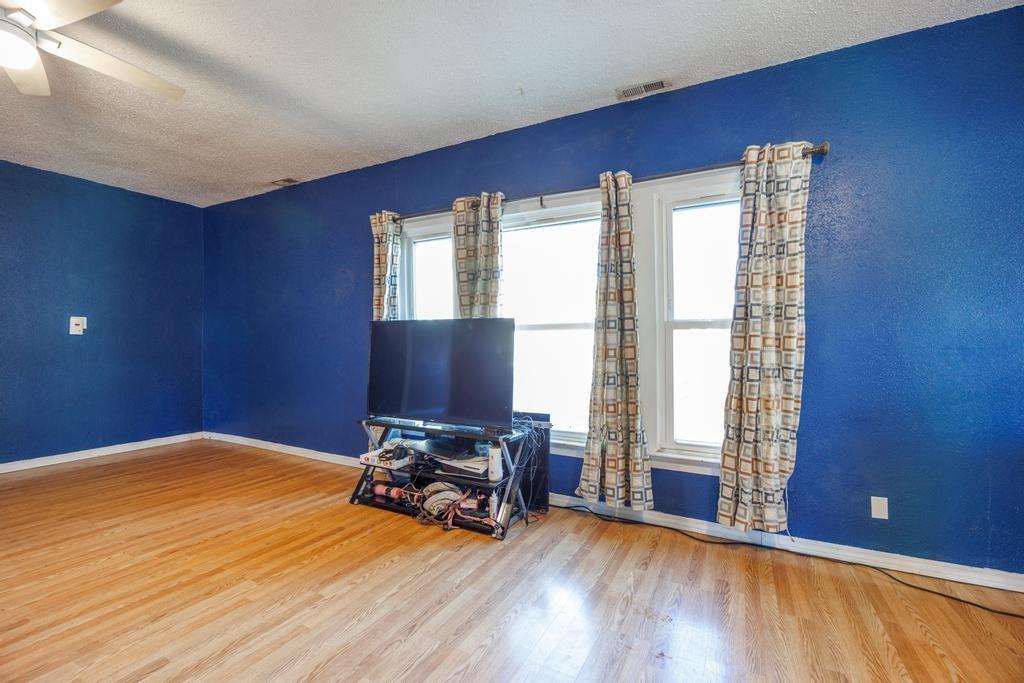 224 South Lowman Street Fort Scott, KS 66701 - Photo 4 of 16