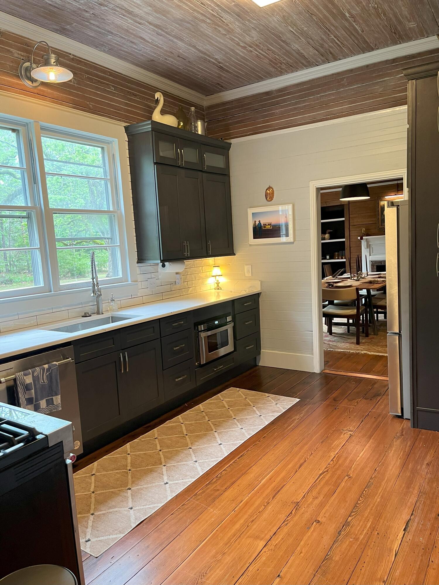 5924 Wagener Road Wagener, SC 29164 - Photo 23 of 39 19 Diningroom