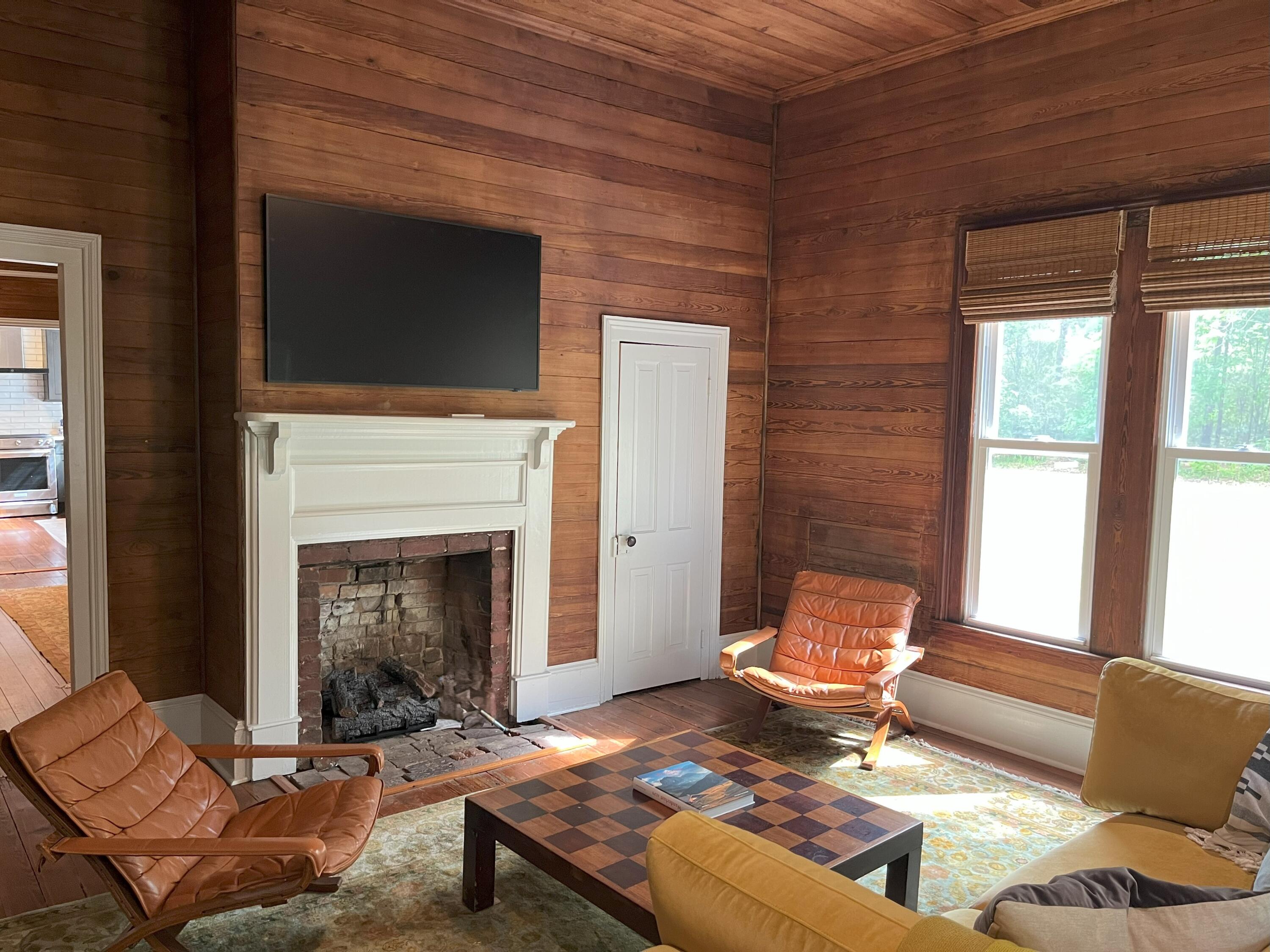 5924 Wagener Road Wagener, SC 29164 - Photo 8 of 39 7 Living Room
