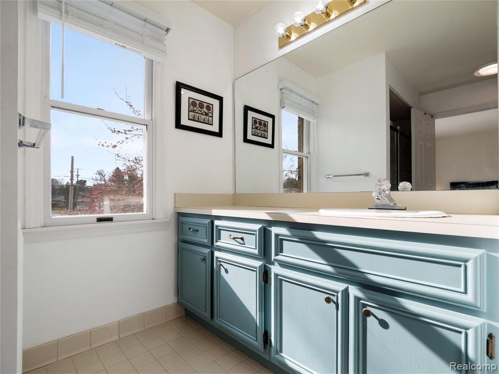 4410 Rochester Road Royal Oak, MI 48073 - Photo 18 of 26