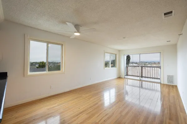 $218,000 | 1532 Chanslor Avenue, Unit T, Richmond, CA 94801