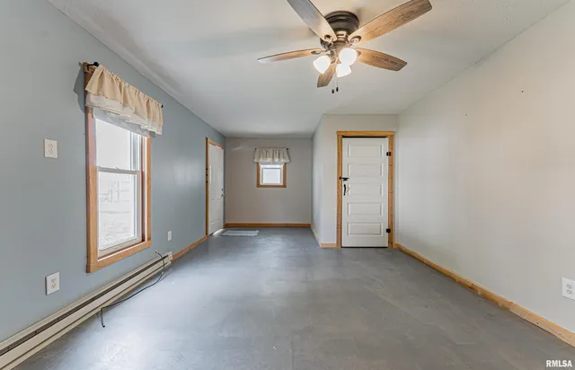 $164,000 | 1311 Broadway Street, Lincoln, IL 62656