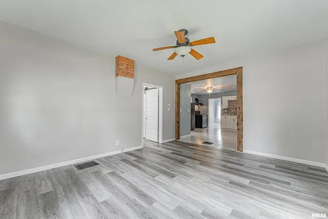 $164,000 | 1311 Broadway Street, Lincoln, IL 62656