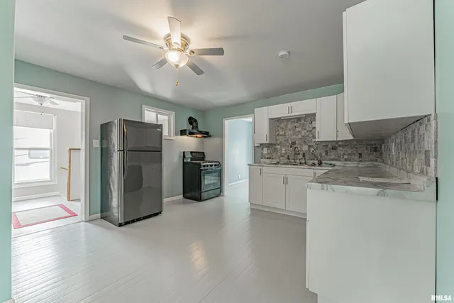 $164,000 | 1311 Broadway Street, Lincoln, IL 62656