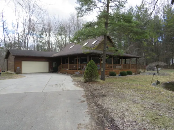 $319,900 | 7901 North Lumberjack Road, Riverdale, MI 48877